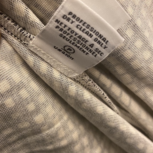 Diane Von Furstenberg Black & White Plaid Printed Silk Wrap Dress Size 4. - Picture 8 of 9